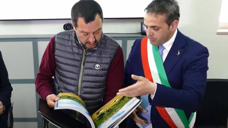 Il sindaco di Viggiano, Amedeo Cicala, lascia la Lega