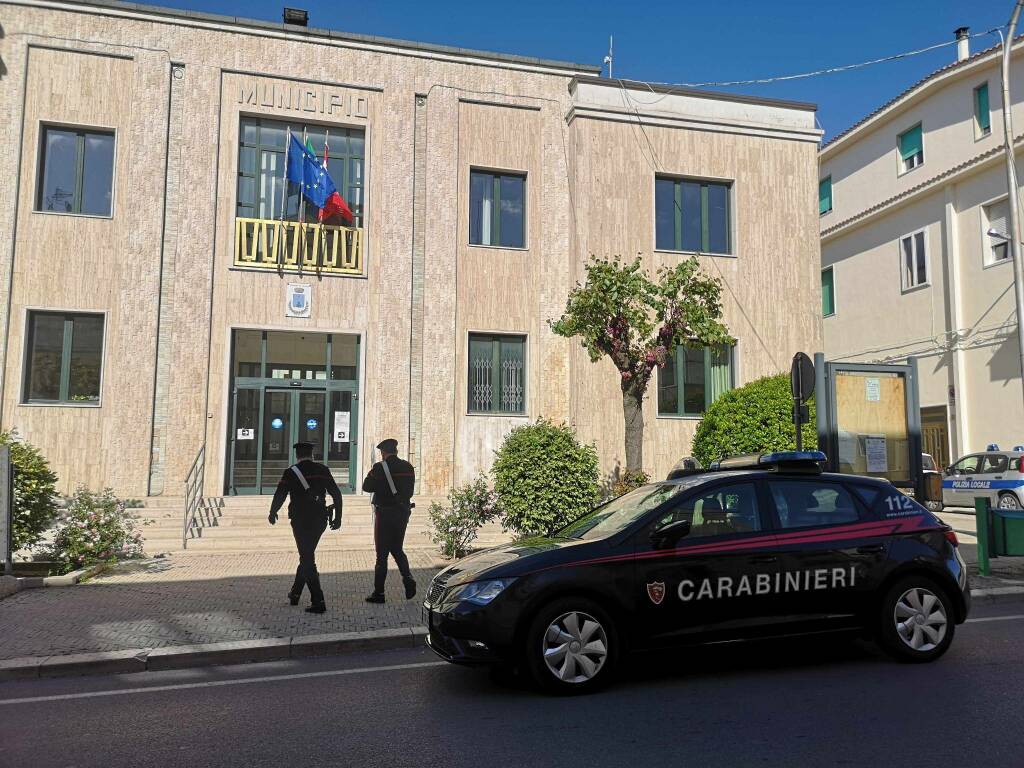 Matera. Rubavano armi e munizioni nei Municipi: i Carabinieri arrestano 6 persone