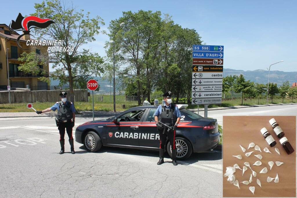 Villa d’Agri (Potenza): Viaggiava con 10 grammi di eroina. Arrestato dai Carabinieri