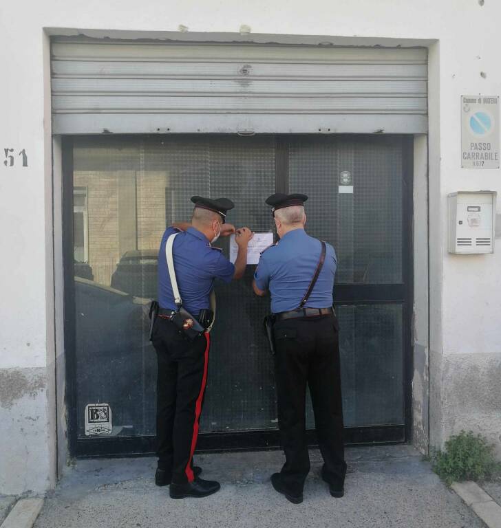 Matera, carabinieri scoprono officina abusiva