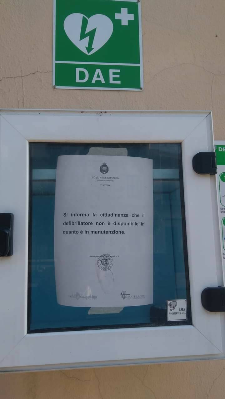 Defibrillatore “scomparso” a Bernalda. L’appello di Imma dopo la morte del padre