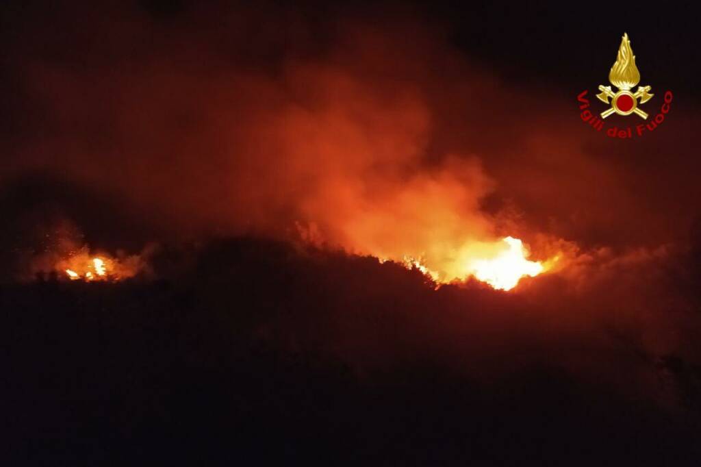 Incendi boschivi, in Prefettura a Potenza una riunione per prevenirli