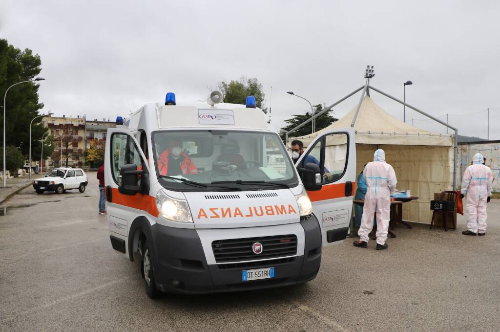 Covid, a Venosa tamponi a studenti e personale scolastico