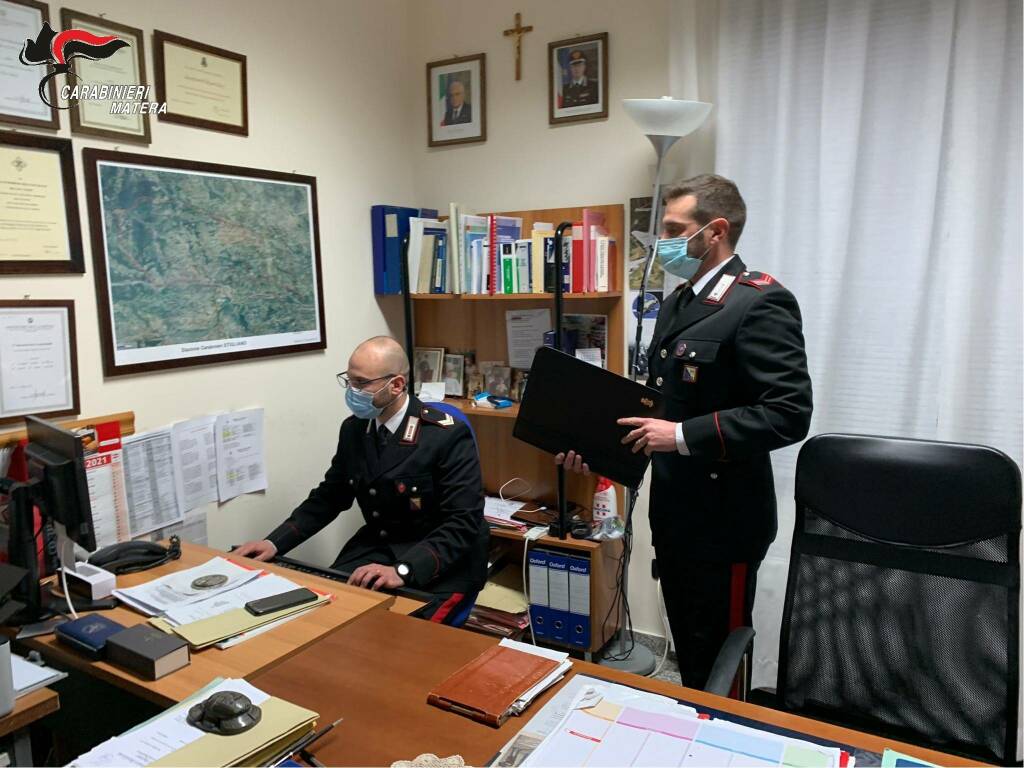 Stigliano: truffe on line, i Carabinieri denunciano 3 persone
