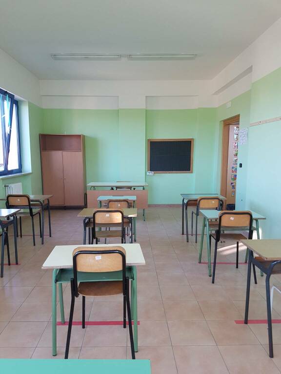 Riapertura scuole, Basilicata Possibile: “non è più il tempo di cercare scuse”