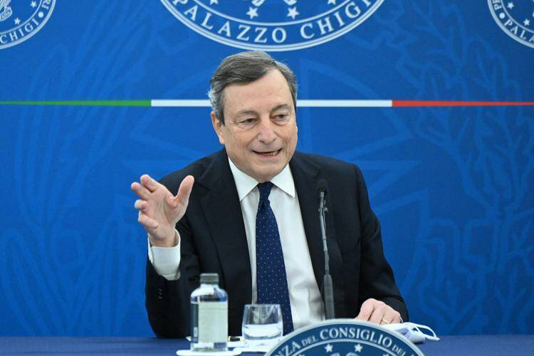 Mario Draghi croupier alla roulette della guerra