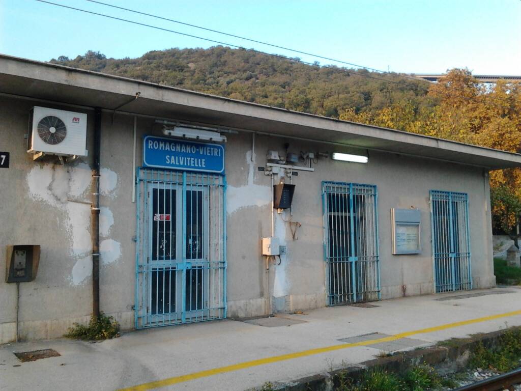 stazione di Vietri