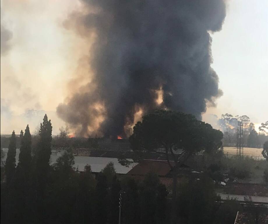 Incendio alla ex Pamafi di Maratea