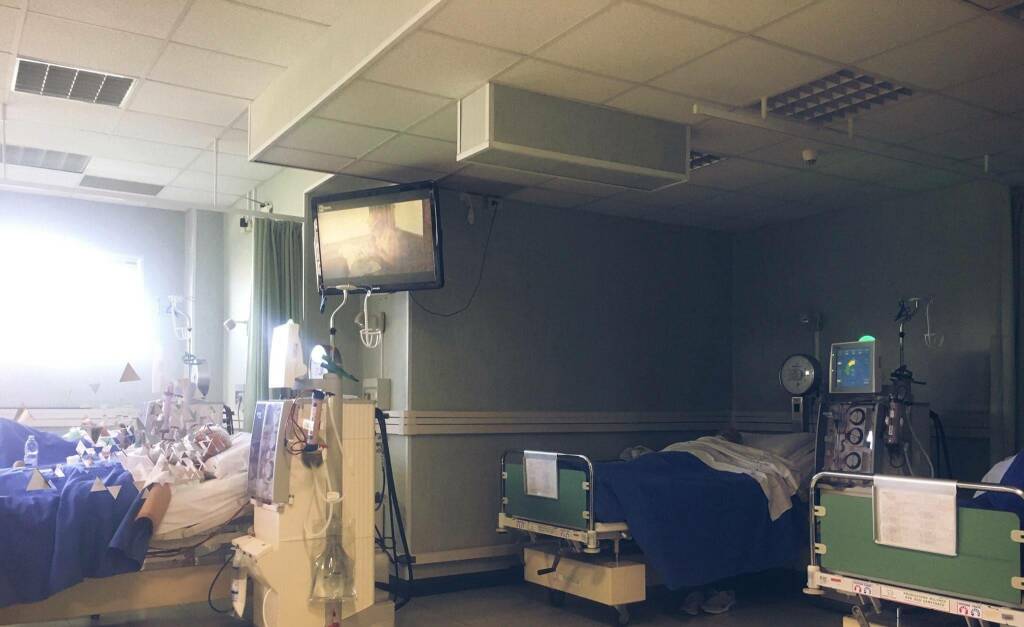 Dialisi chiusa a Venosa, la protesta dei pazienti: “pronti a interrompere la terapia”