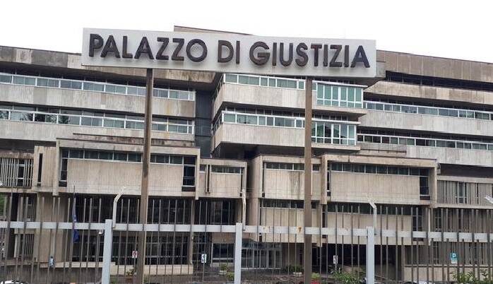 Macchina del fango contro ex sindaca di Ruoti, chiesto il trasferimento del processo a Catanzaro