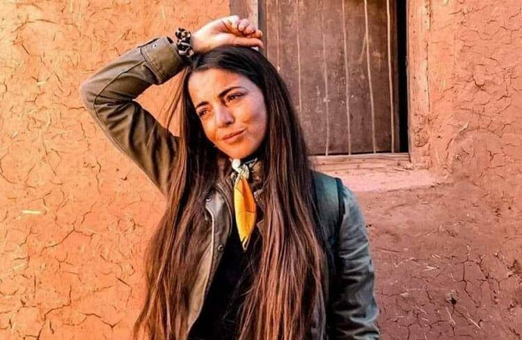 Iran, ragazza italiana arrestata. Il padre: “Mi ha chiamato dalla prigione”