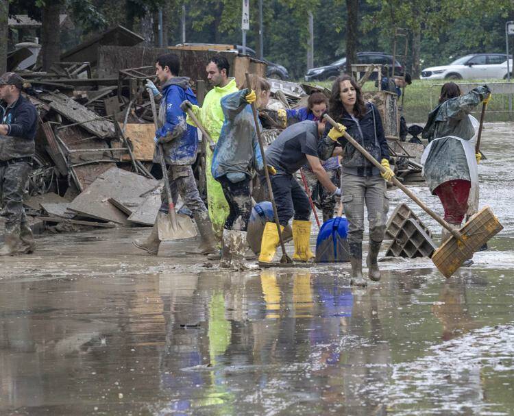 Emilia Romagna, Matera invia 10 vigili urbani a supporto delle popolazioni alluvionate
