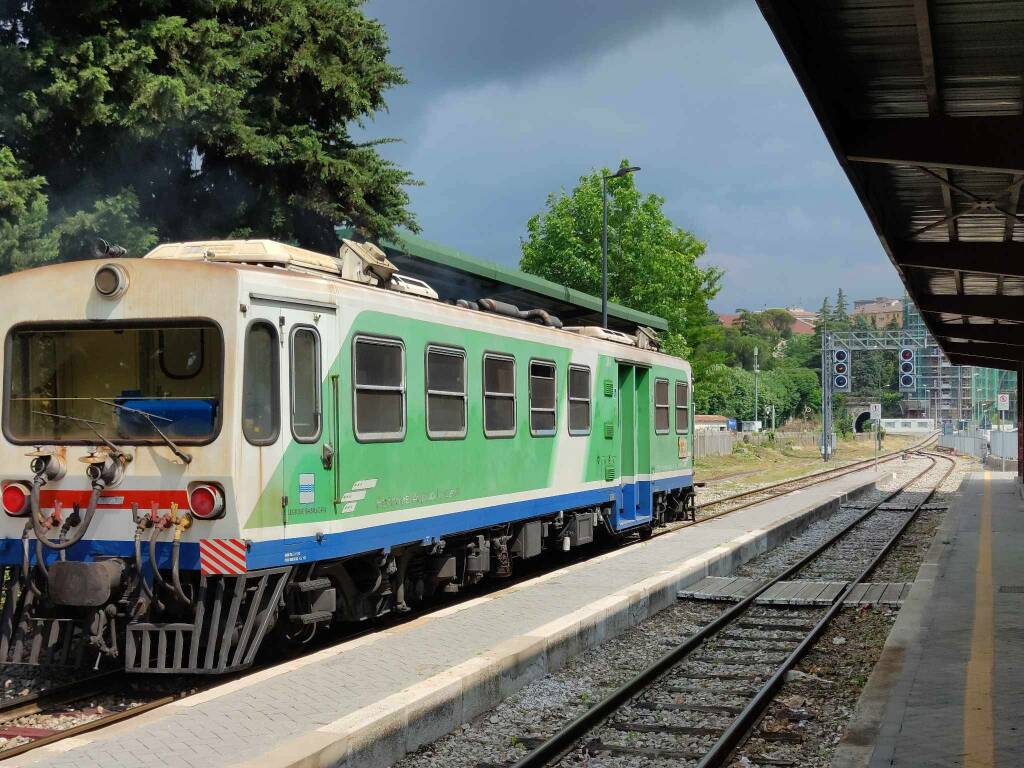 Ferrovie Appulo Lucane, “non vi è traccia dei nuovi treni sulla tratta Potenza-Avigliano”