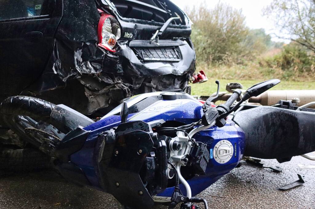 Albania, 17enne con l’auto investe e uccide 2 motociclisti italiani