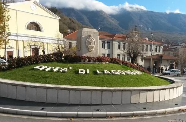 Lagonegro, cavallo ferito da colpi di arma da fuoco