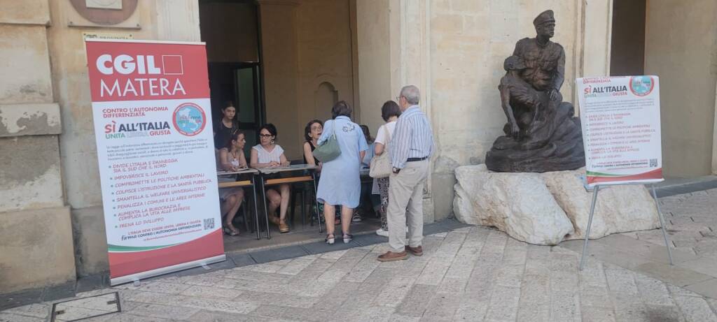 banchetto referendum abrogazione autonomia differenziata Matera 