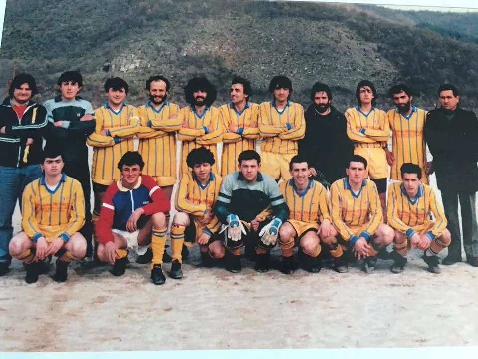 La storia della squadra di calcio che ha unito un intero paese